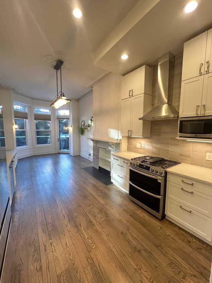 122 Mercer St - Photo 6 of 33