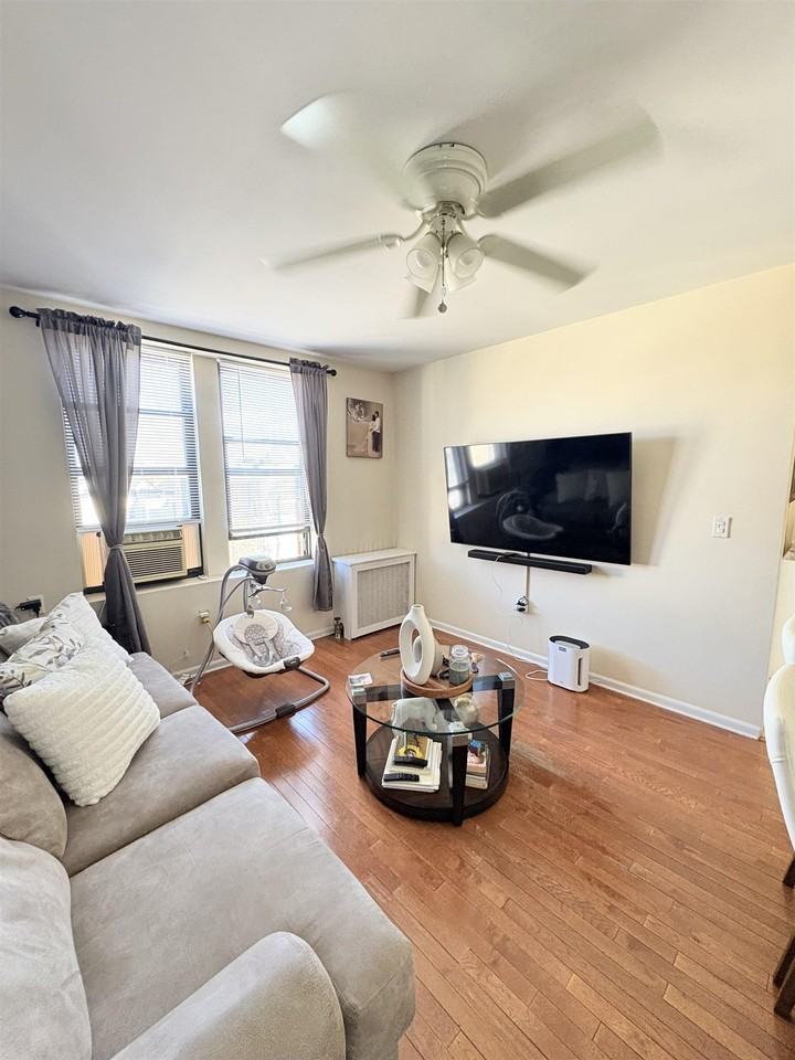 761 Avenue A #15 - Photo 3 of 9