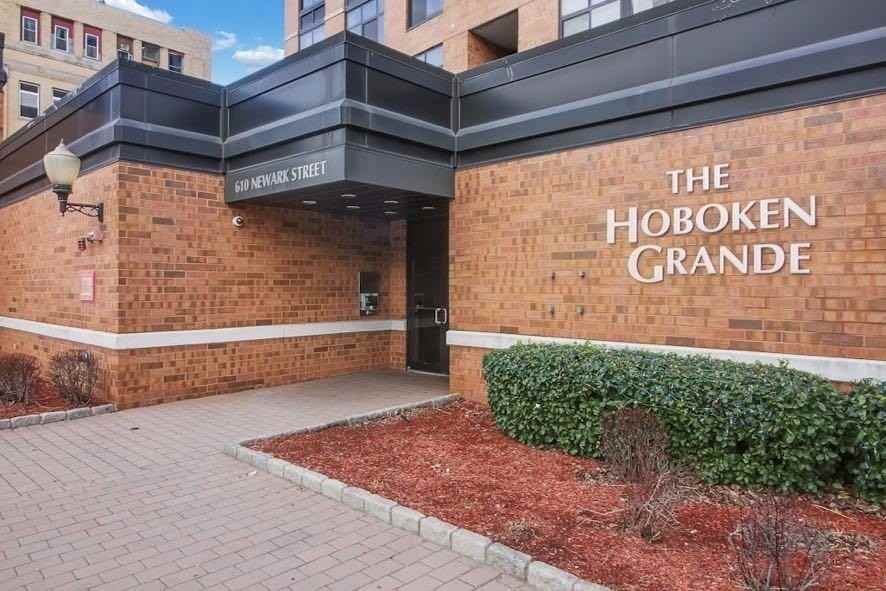 610 Newark St - Photo 2 of 14