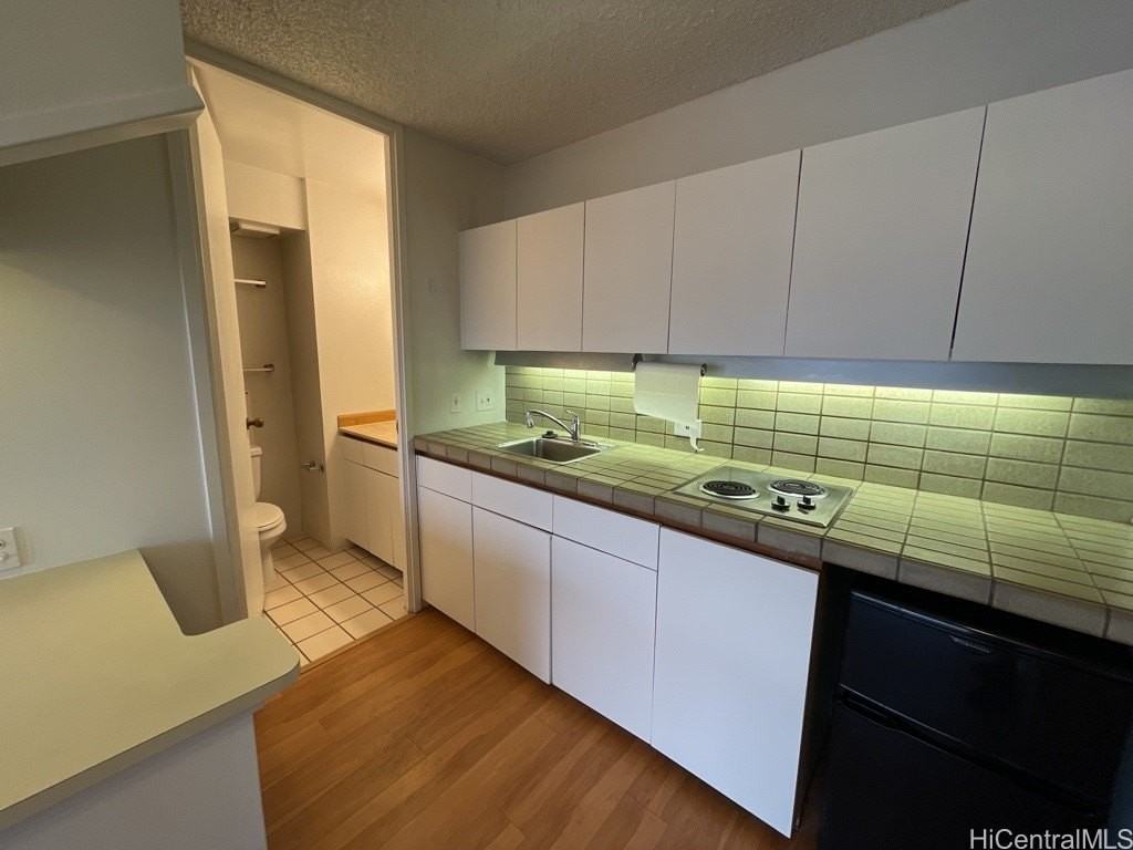 1750 Kalakaua Ave Apt 1901 - Photo 7 of 19