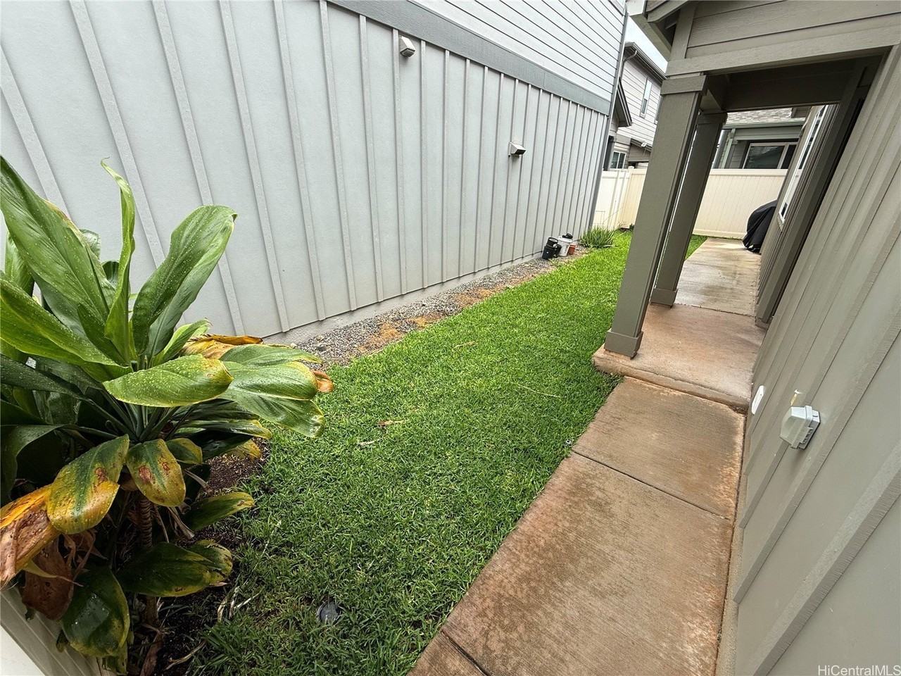 91-1160 Kamakana St Unit 607 - Photo 2 of 23