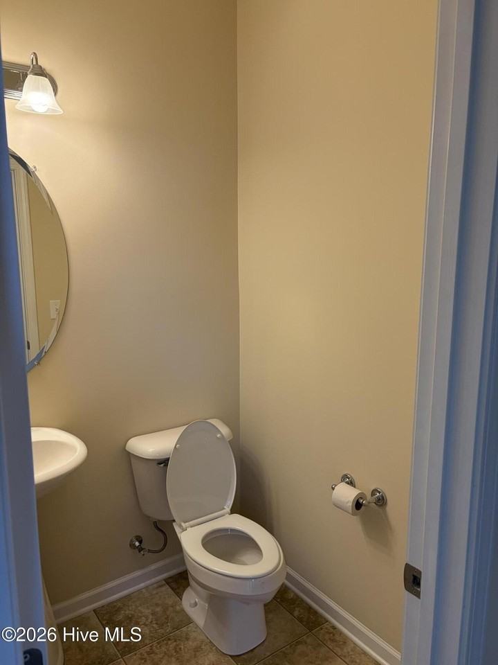 2005 Lapham Dr - Photo 5 of 33