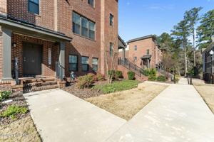 featured image of 12 Brownstone Ln