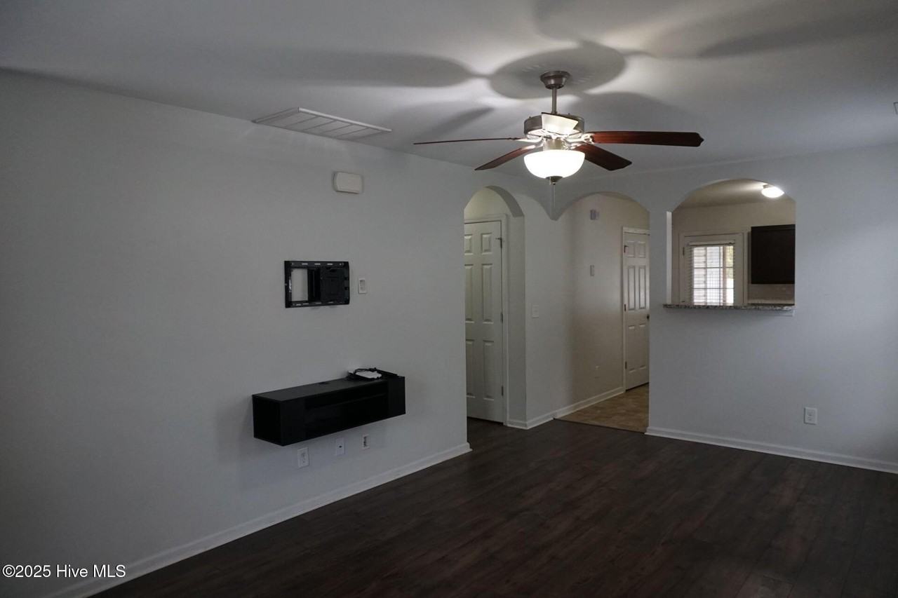 244 Caldwell Loop - Photo 2 of 25