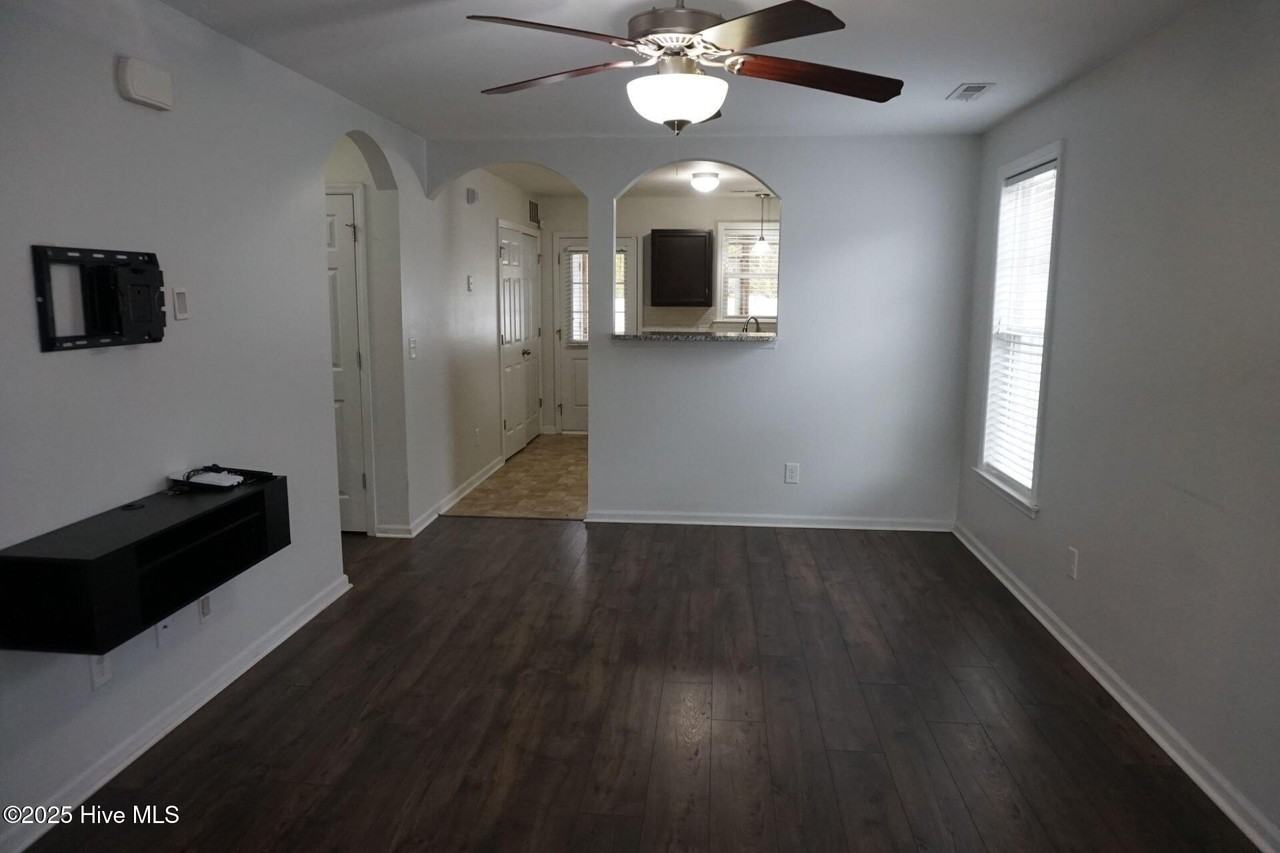 244 Caldwell Loop - Photo 3 of 25