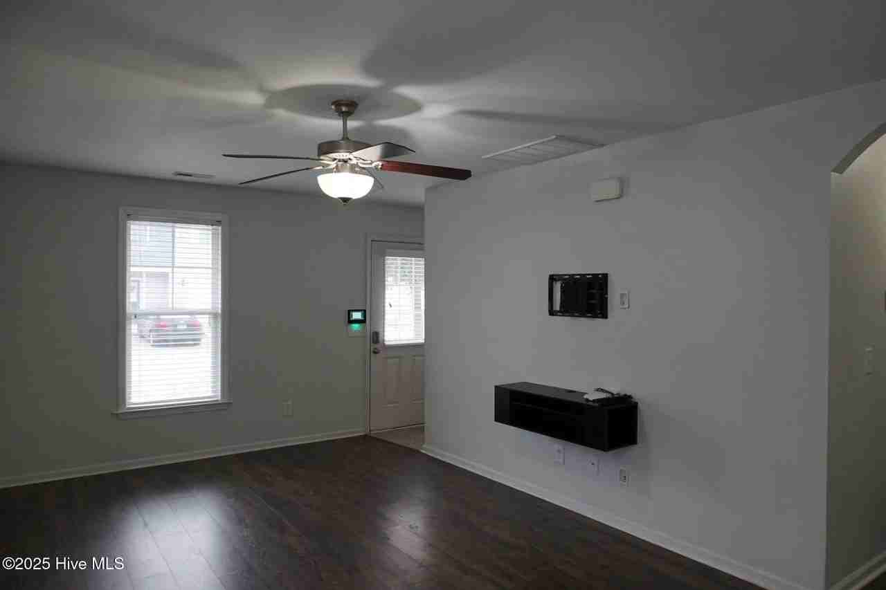 244 Caldwell Loop - Photo 4 of 25