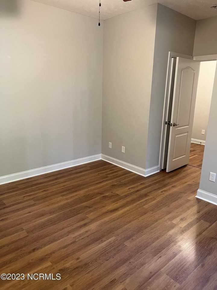 768 Riverbirch Dr - Photo 5 of 28