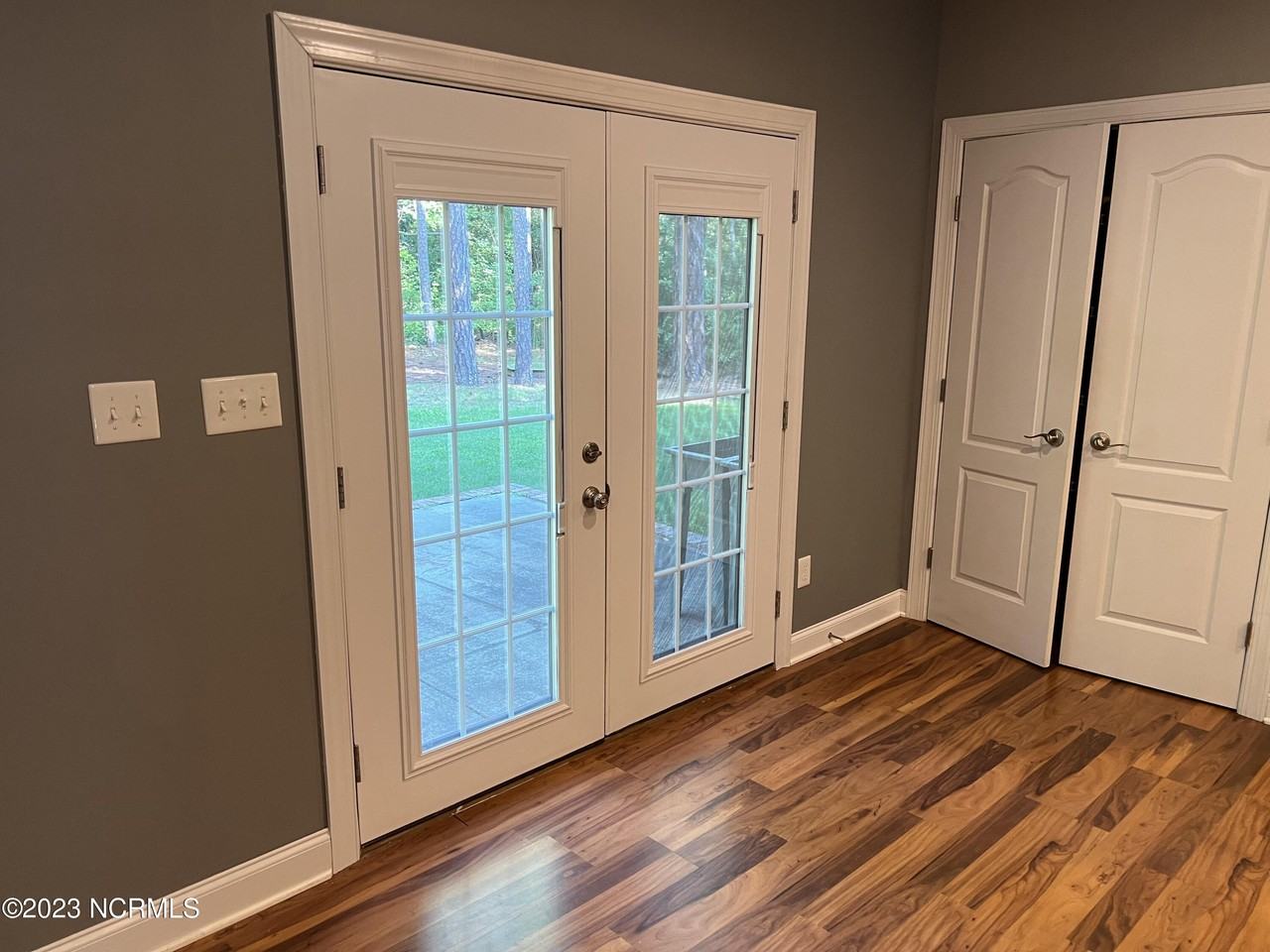 768 Riverbirch Dr - Photo 7 of 28