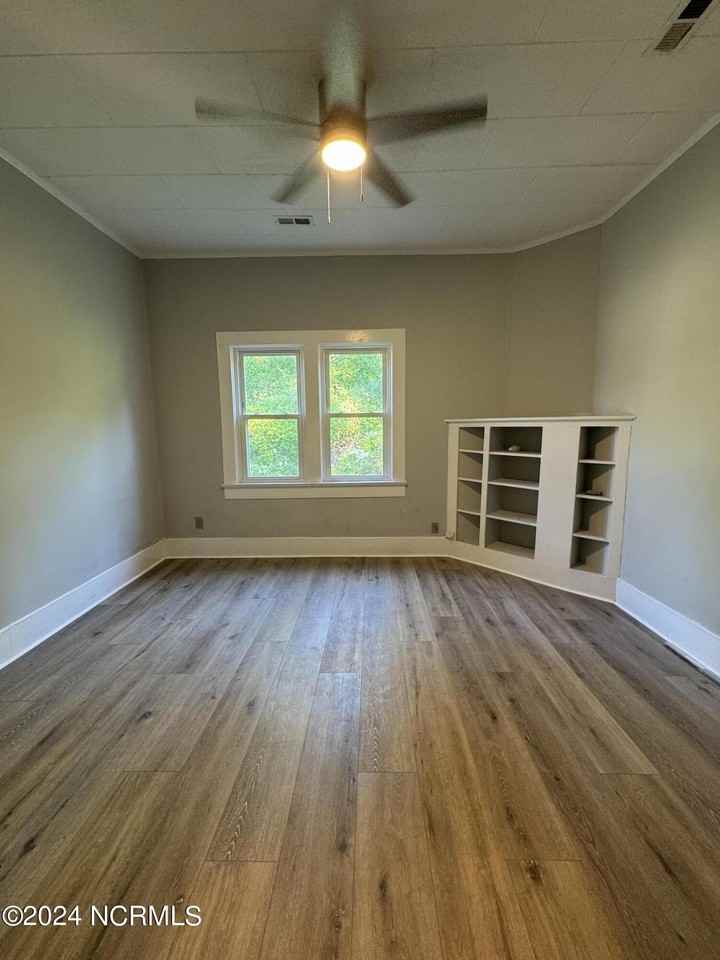 94 Old Lanvale Rd Ne #2 - Photo 3 of 5