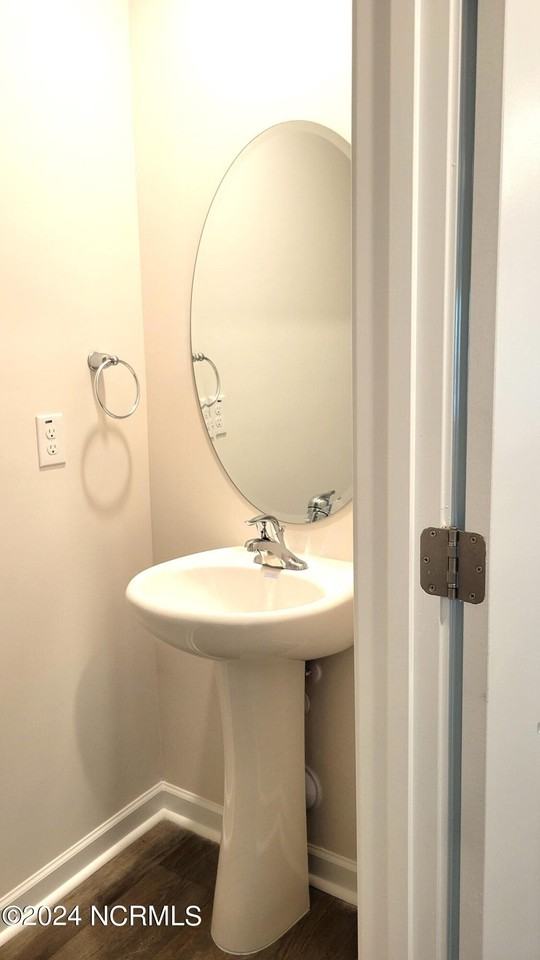 2707 Gracie Ln - Photo 6 of 46