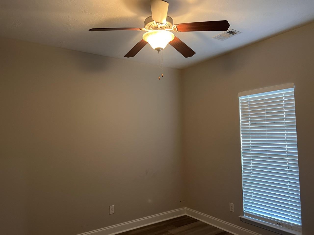 338 High Meadows Pl - Photo 3 of 9