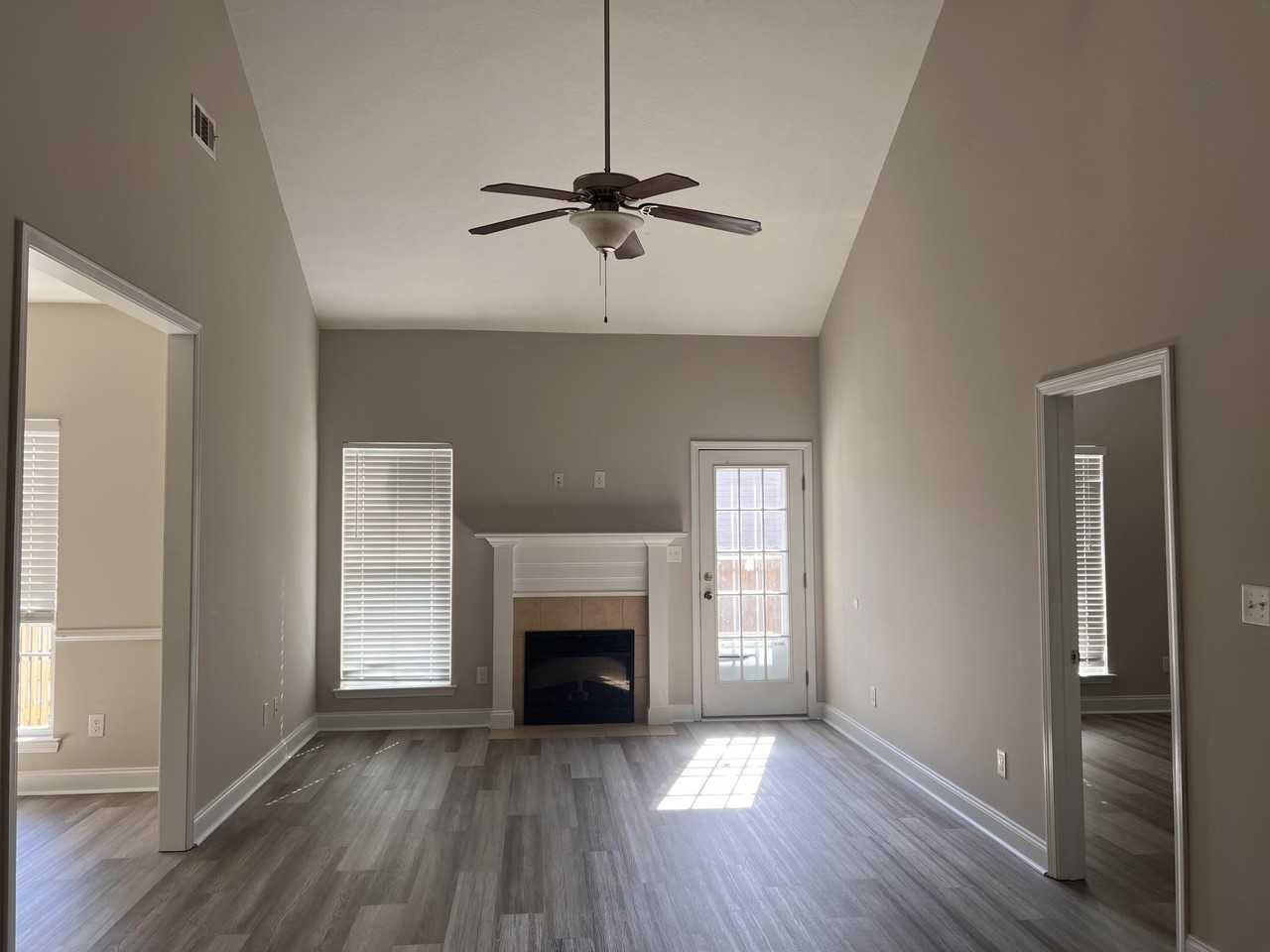 338 High Meadows Pl - Photo 5 of 9