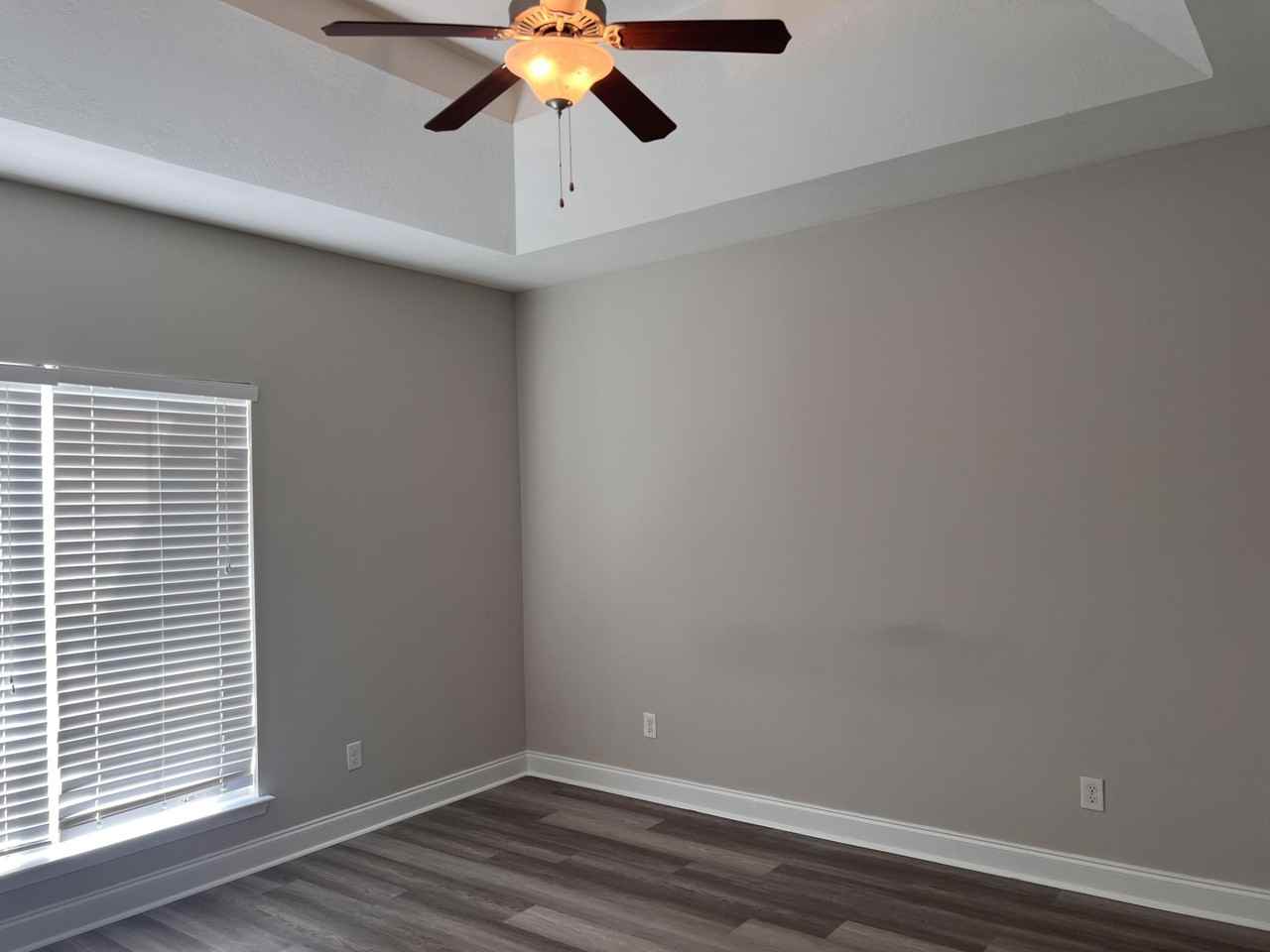 338 High Meadows Pl - Photo 7 of 9