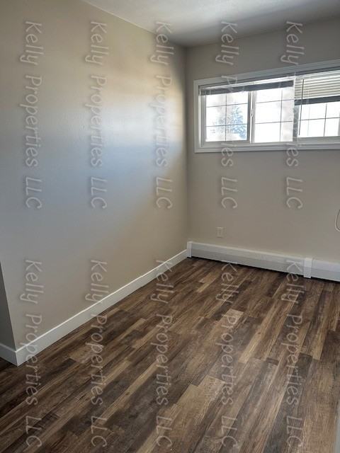 501 9th Ave SE Apt 3 - Photo 3 of 5