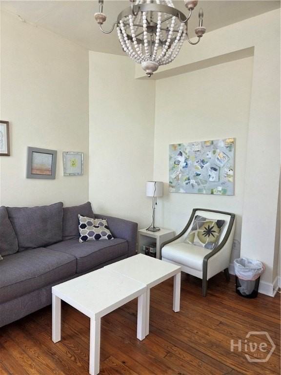 125 E Broad St #2C - Photo 2 of 12