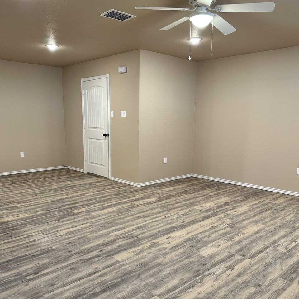 1101 Preston Trl Unit A - Photo 2 of 17