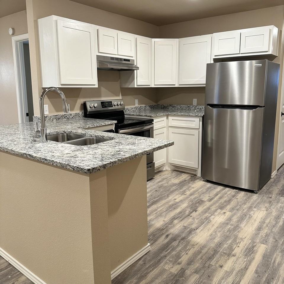 1101 Preston Trl Unit A - Photo 6 of 17