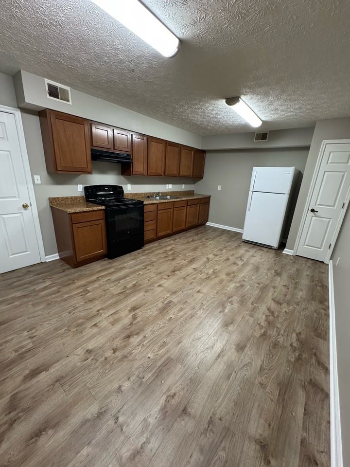 129 Meadowlark Drive - Photo 3 of 15