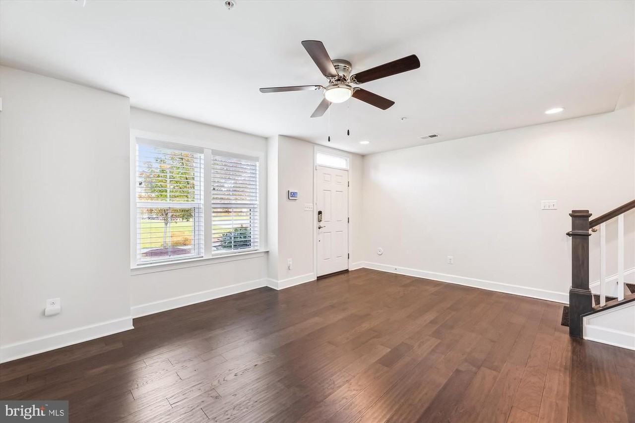 4709 Van Buren St - Photo 3 of 35