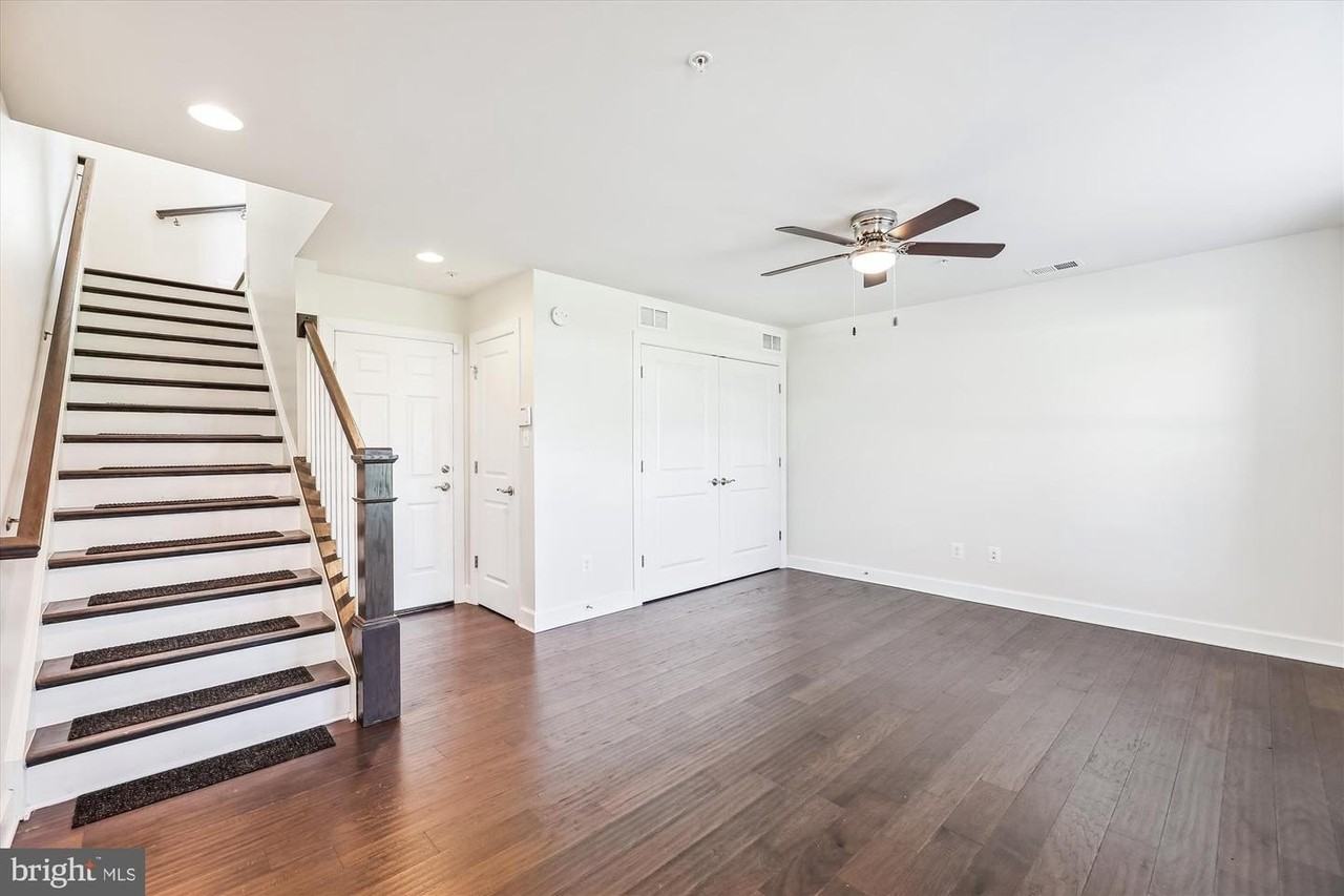 4709 Van Buren St - Photo 5 of 35