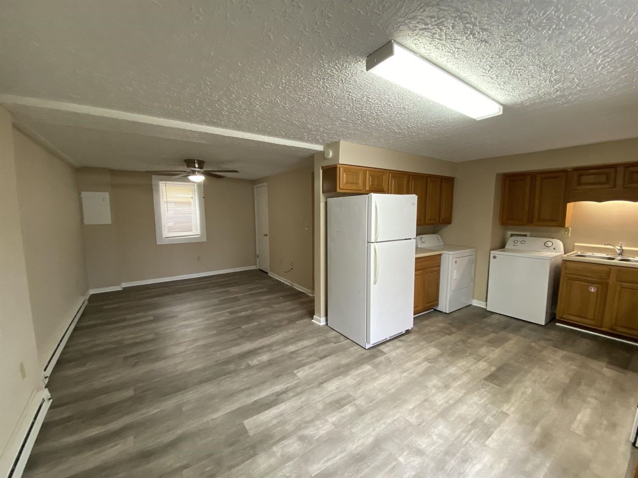 610 Reading Rd Apt D - Photo 2 of 20