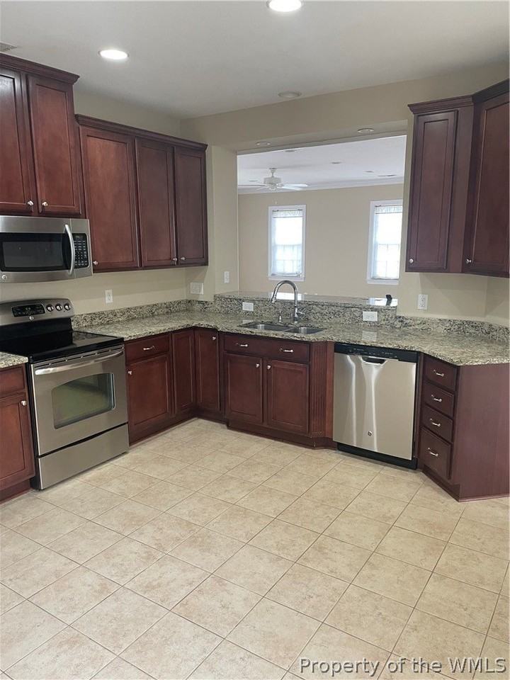 1605 Braemar Crk Unit 1605 - Photo 2 of 24