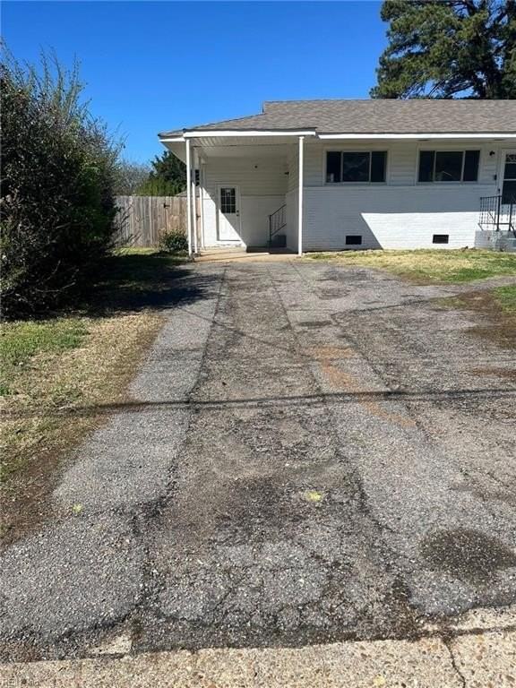 3461 Gamage Dr - Photo 3 of 30