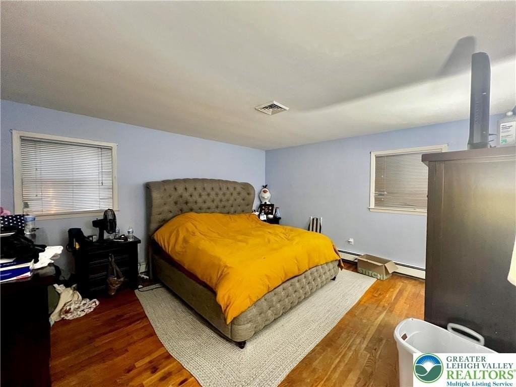 1160 Brentwood Ave - Photo 7 of 14