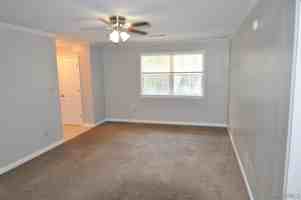 featured image of 716 W Edgemont Ave Apt C #Apt C