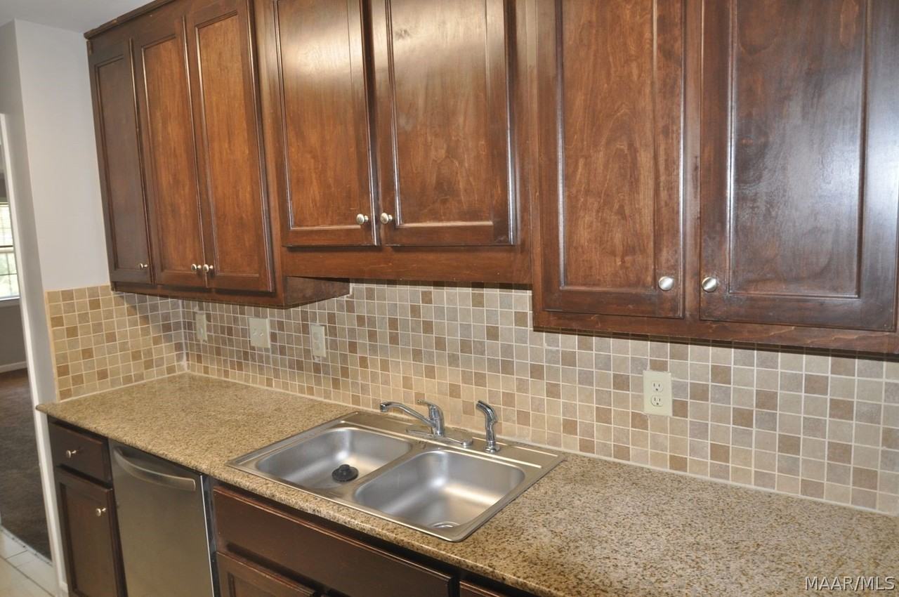 716 W Edgemont Ave Apt C - Photo 4 of 10