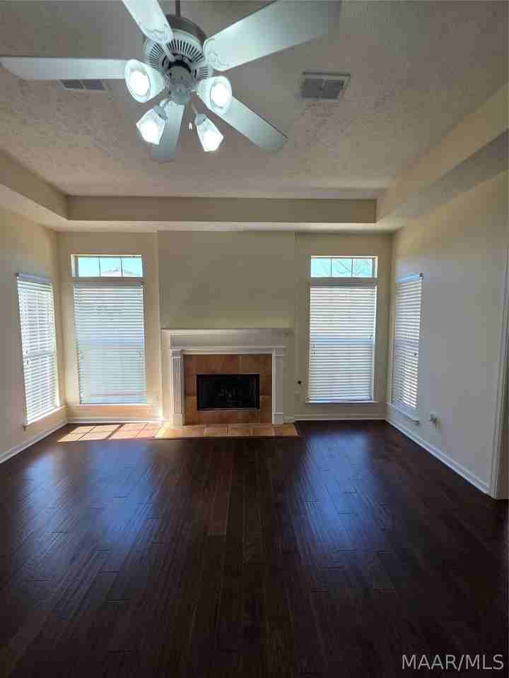 9400 Bristlecone Dr - Photo 7 of 25