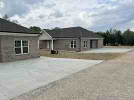 featured image of Avery Lane