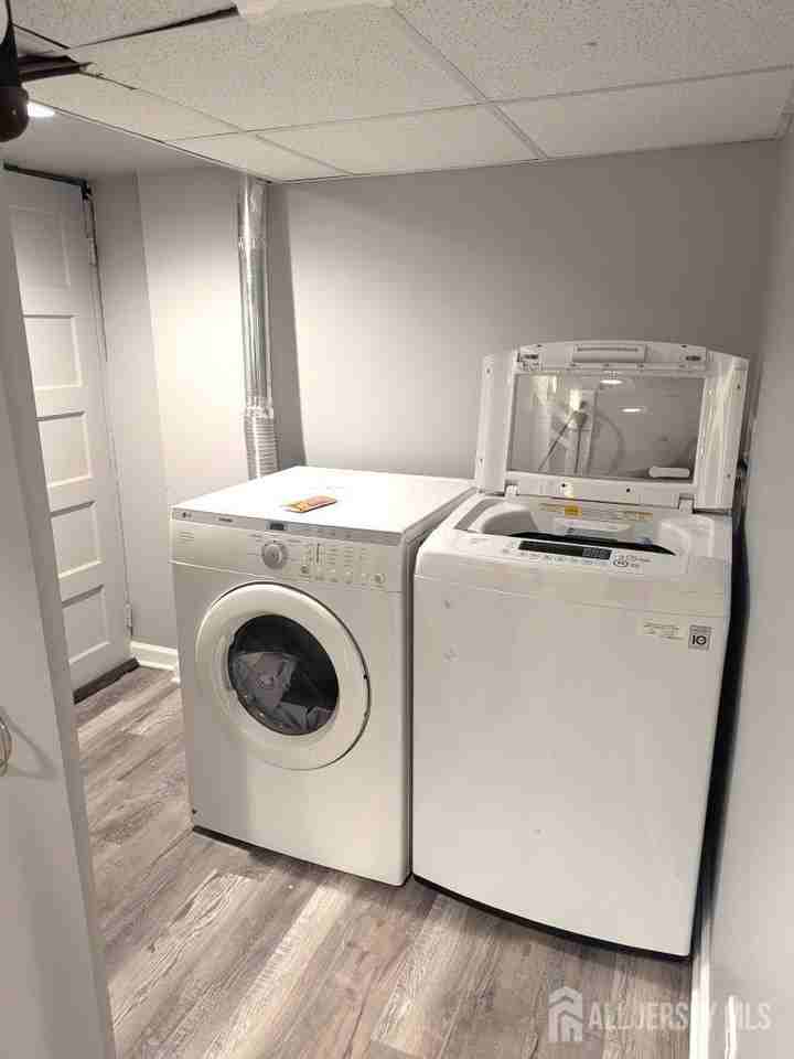 651 Crescent Dr - Photo 4 of 18