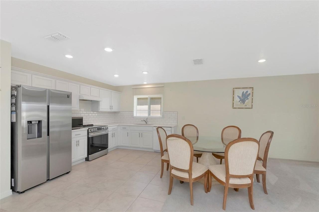 3558 74th Avenue Cir E - Photo 5 of 46