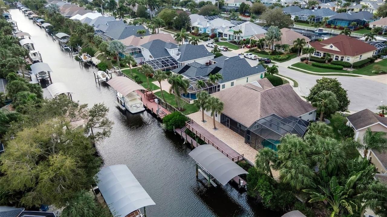 4620 Swordfish Dr - Photo 6 of 50