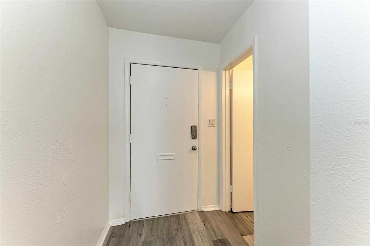 4477 Sandner Dr - Photo 6 of 43