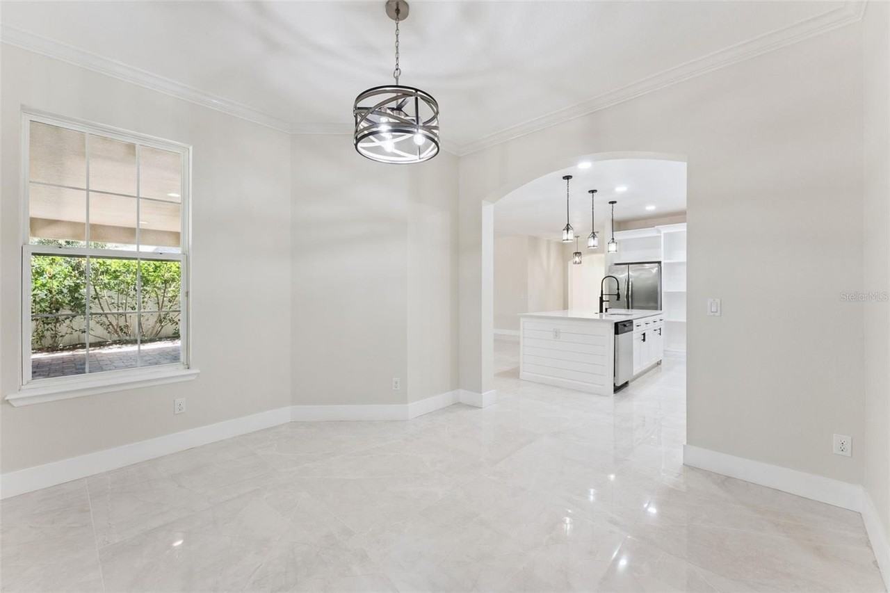 6615 Helmsley Cir - Photo 7 of 42