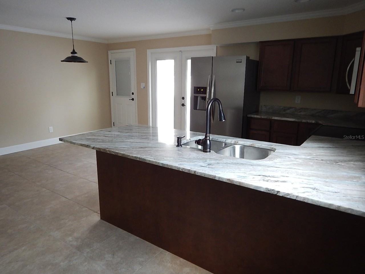 17345 Porter Ave #A - Photo 5 of 19