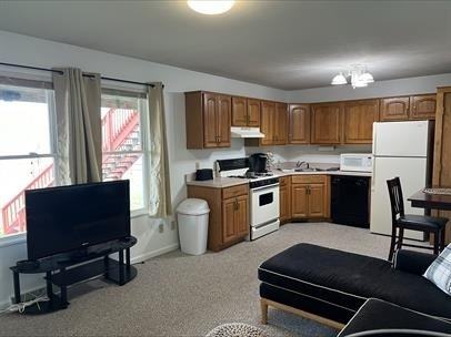 718 West 2nd Street - Photo 6 of 8