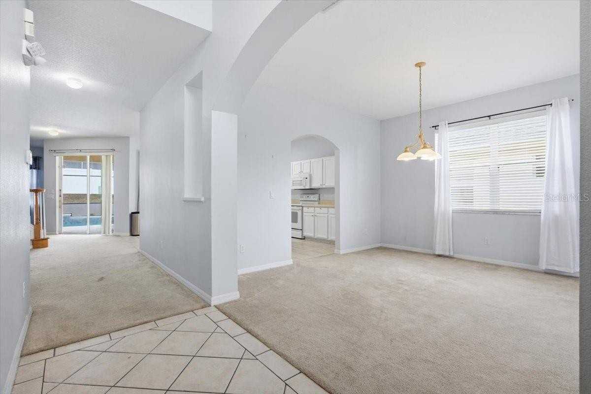 227 Bonville Dr - Photo 4 of 32