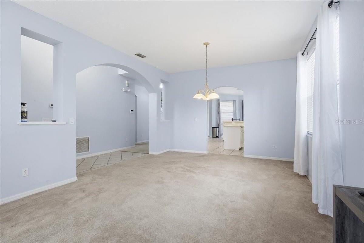 227 Bonville Dr - Photo 6 of 32