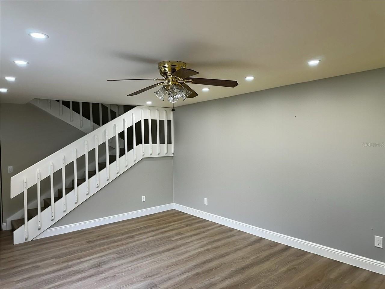 4093 Shannon Brown Dr - Photo 6 of 14