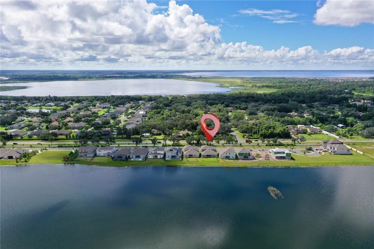 18345 Mowry Ct - Photo 4 of 45