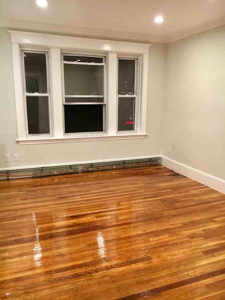 11 Quint Avenue - Photo 4 of 7