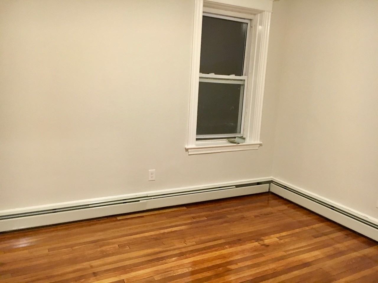 11 Quint Avenue - Photo 6 of 7