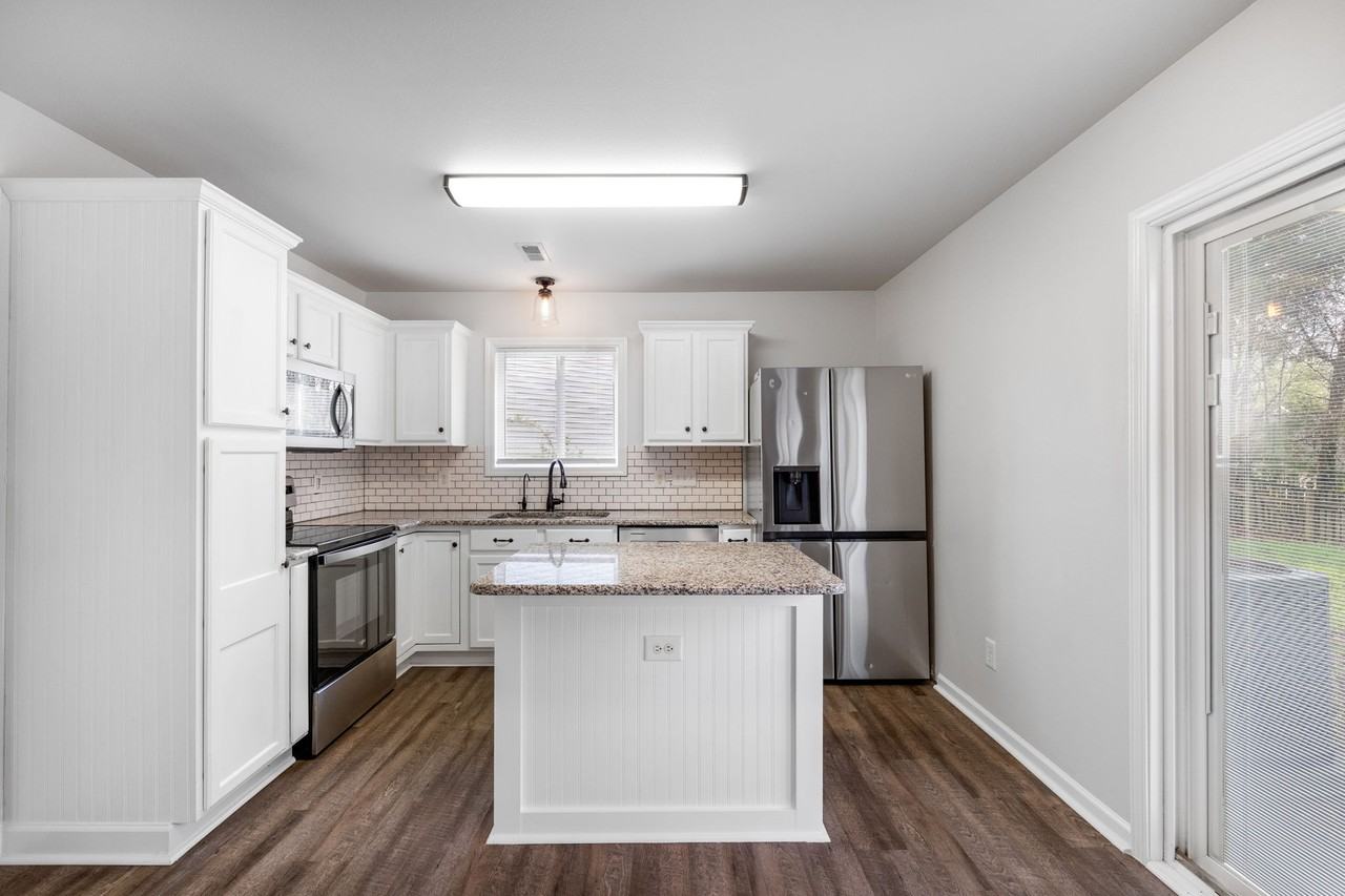 10609 Spring Rain Ct #1 - Photo 5 of 16