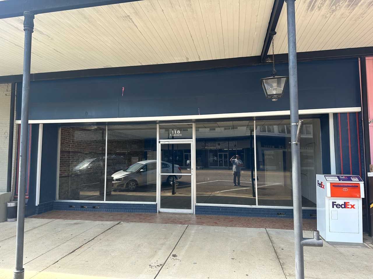 118 East Commerce Street - Photo 2 of 6
