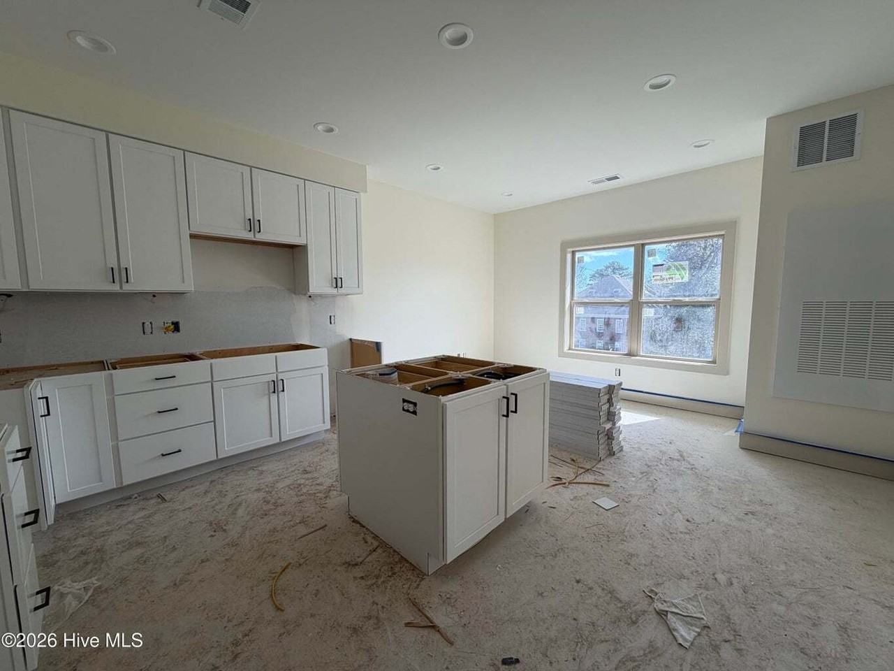 3803 Peachtree Avenue - Photo 6 of 26