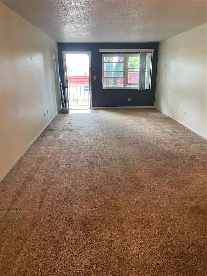 5880 38th Ave N #209 - Photo 4 of 8