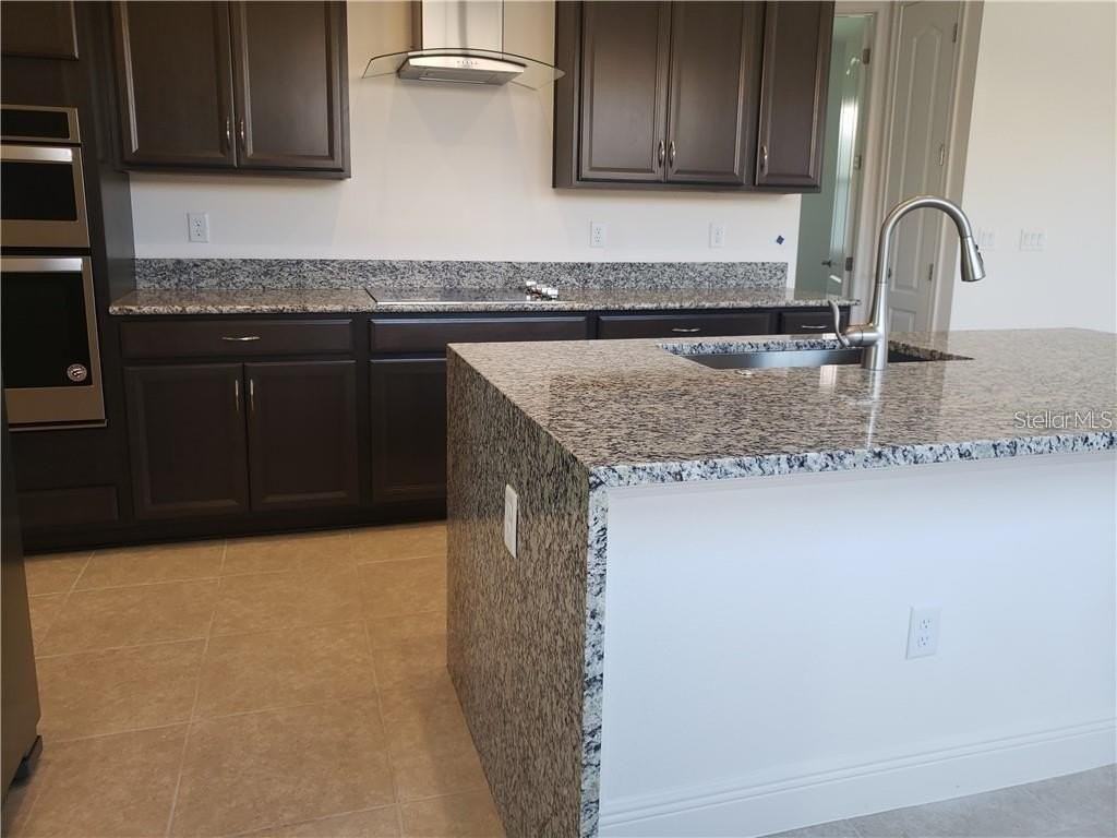 10521 Gatley Pl - Photo 4 of 17